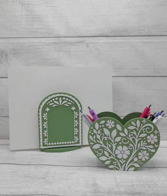Pencil Holder / Document holder